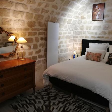 パリLes Freres Montgolfier - Le Marais - 80 M2アパートメント エクステリア 写真